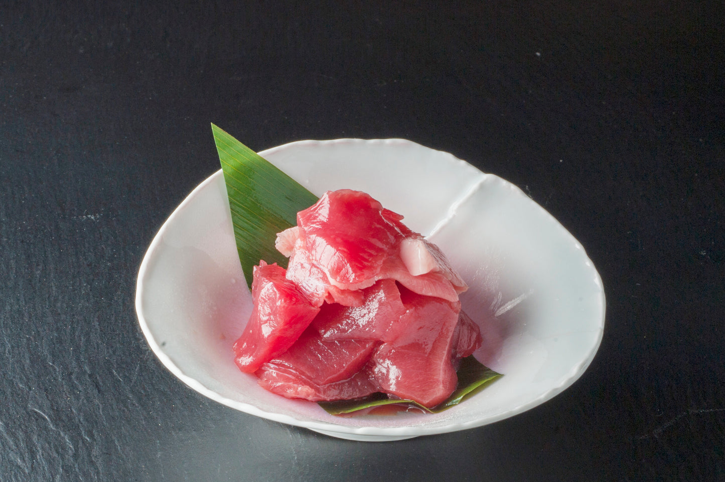 【送料無料】プロトン凍結 天然本まぐろ切り落とし 300g 解凍レシピ付